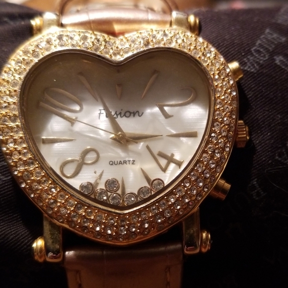 Used woman's watch - Picture 2 of 4